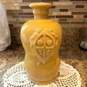 Mann Vase Mustard Yellow Golden Yellow